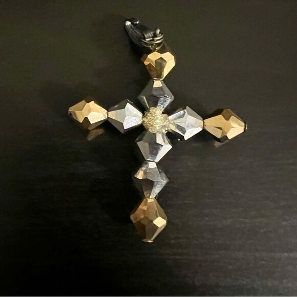 Crystal Cross - Picture 2 of 2
